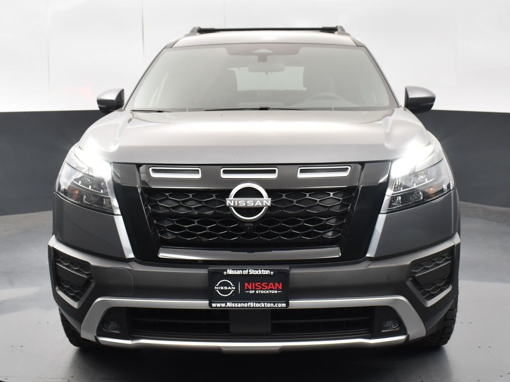 2025 Nissan Pathfinder Rock Creek photo 2