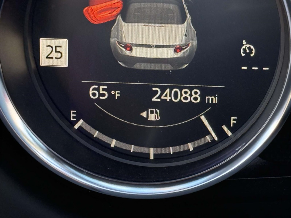 2022 Mazda MX-5 Miata Miata Grand Touring photo 19