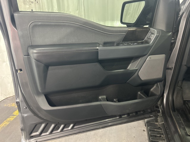 2021 Ford F-150 Lariat photo 14