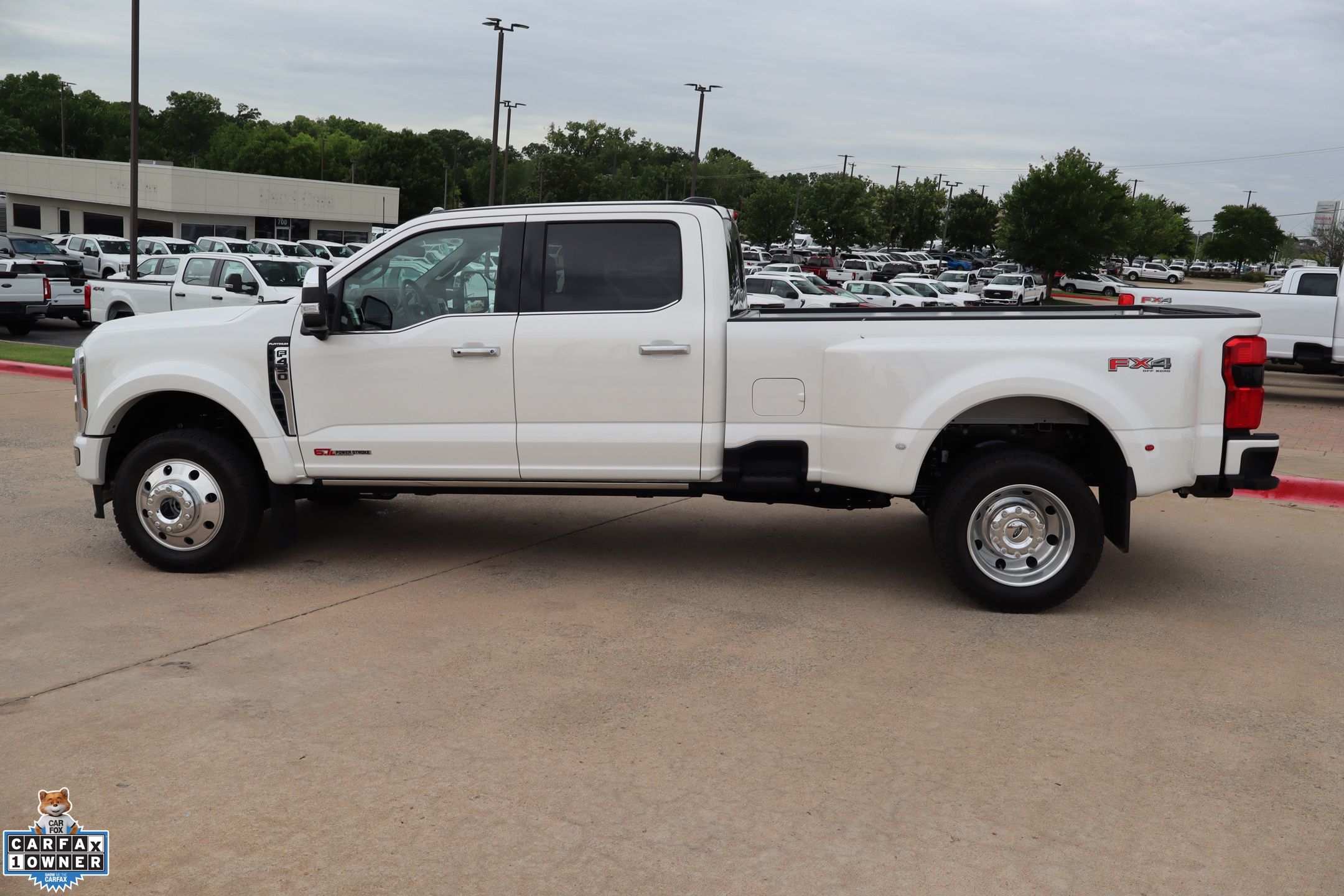 2025 Ford F-450 photo 7