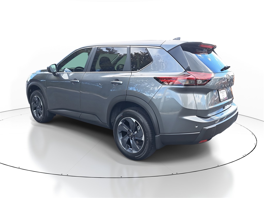 2026 Nissan Rogue SV photo 5