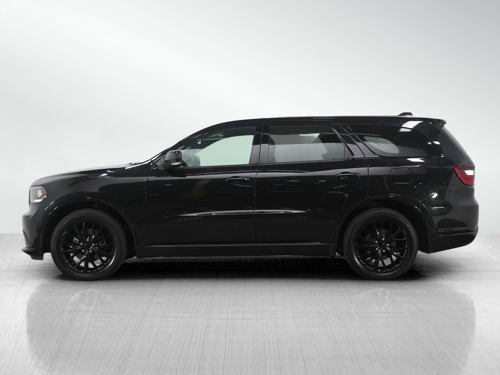 Used 2014 Dodge Durango R/T with VIN 1C4SDJCT4EC977902 for sale in Hopkins, Minnesota