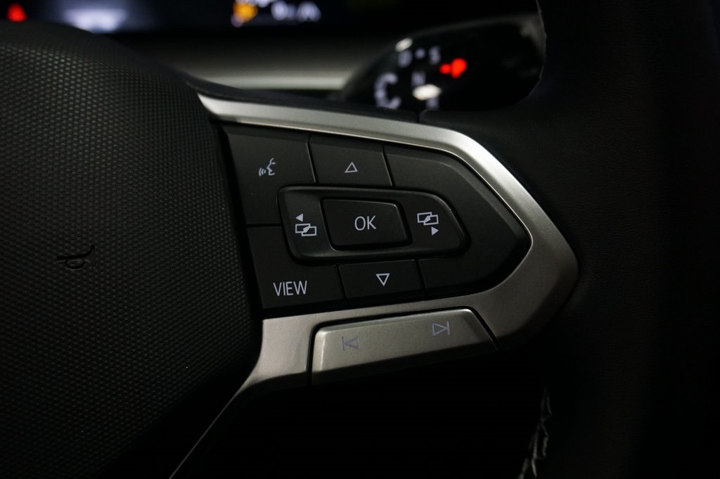 2025 Volkswagen Tiguan S photo 22