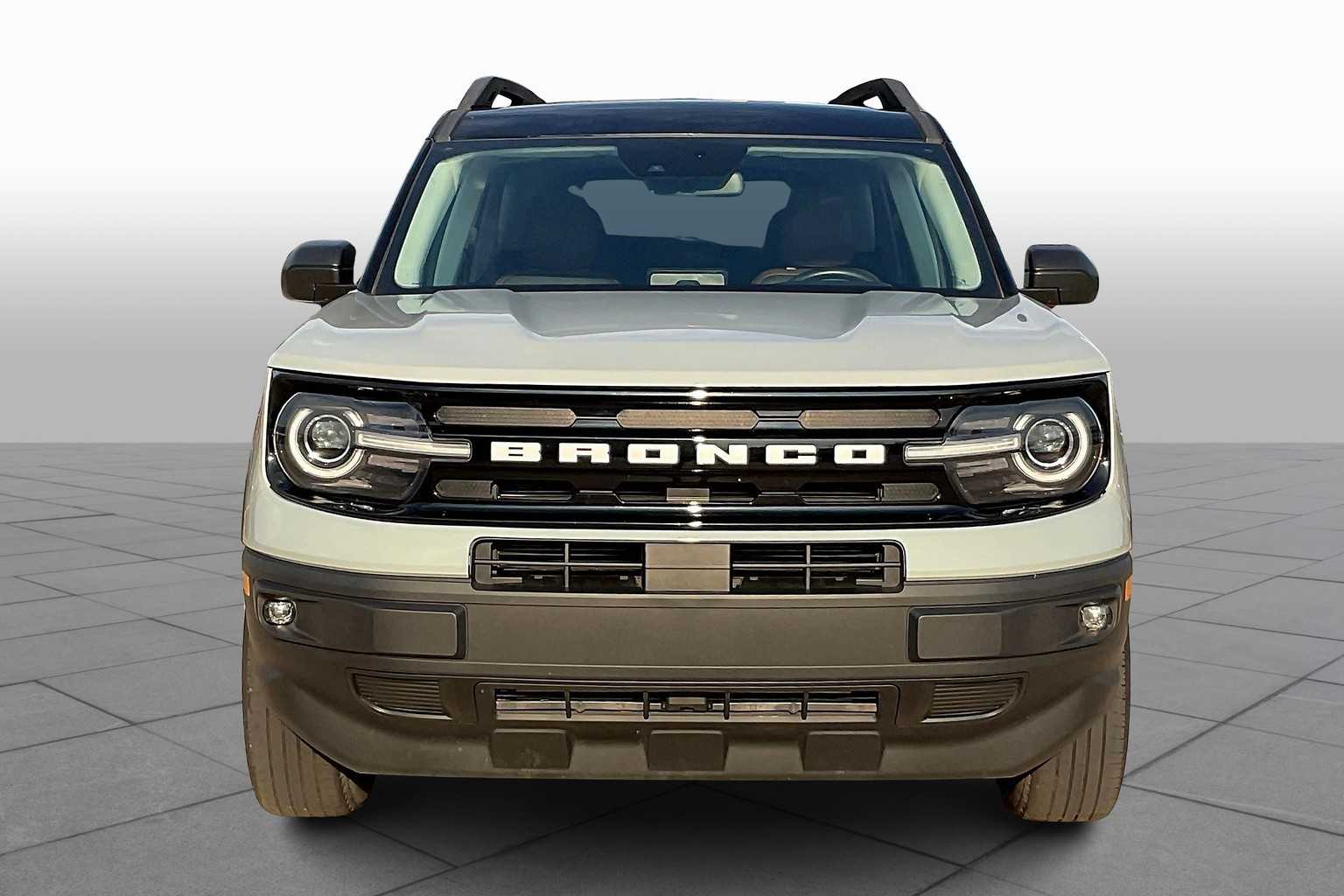 2022 Ford Bronco Sport Outer Banks photo 3