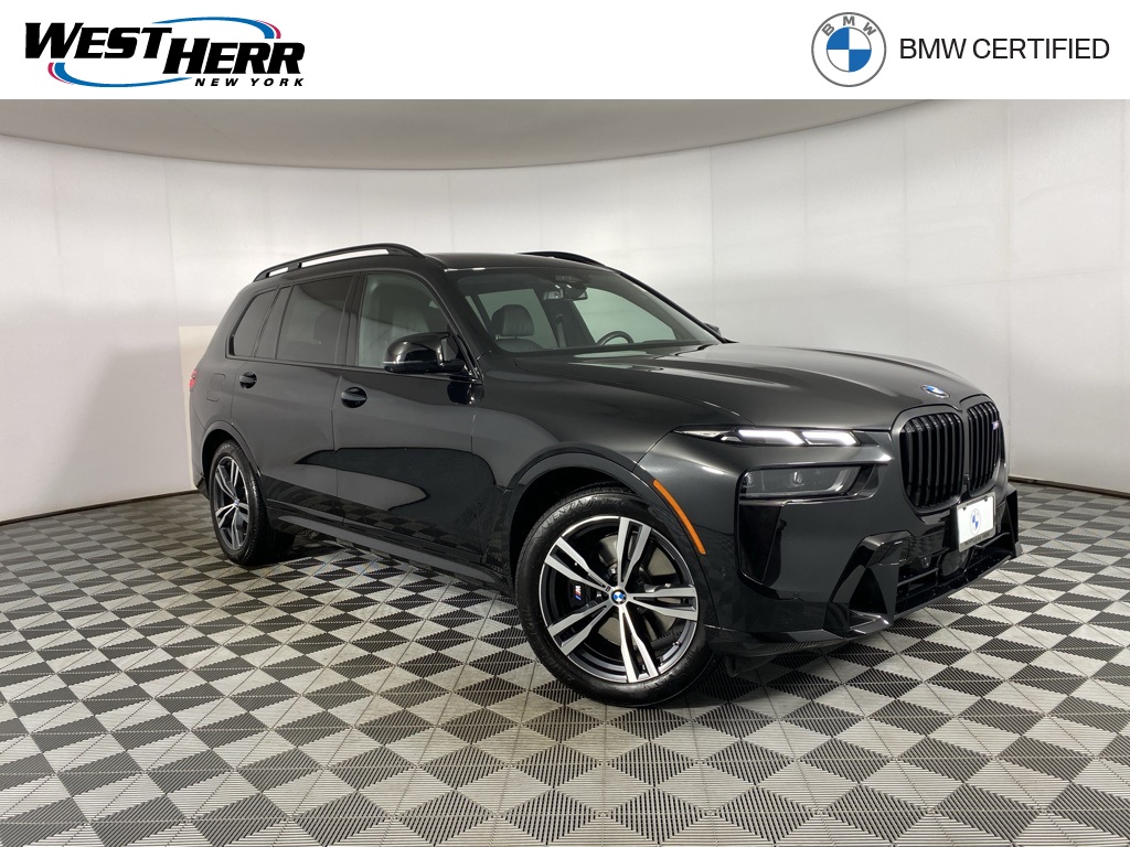 2025 BMW X7 M60i's photo
