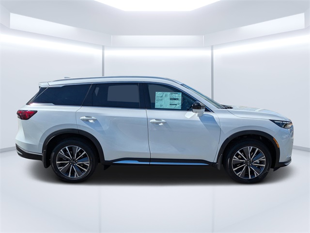 2026 Infiniti QX60 Luxe photo 2