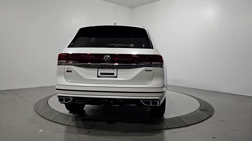 2026 Volkswagen Atlas SEL Premium R-Line photo 3
