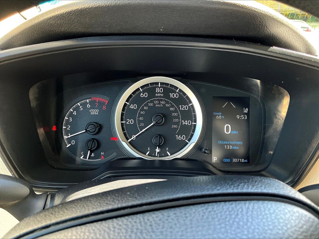 2021 Toyota Corolla LE photo 14