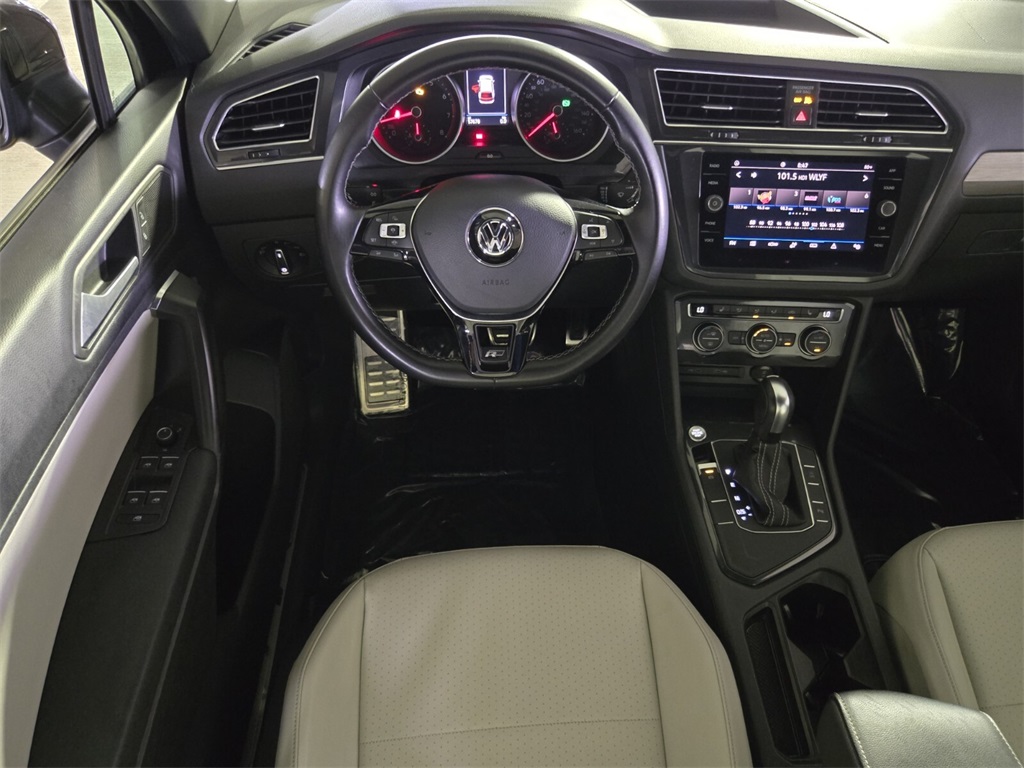 2021 Volkswagen Tiguan SE R-Line Black photo 10