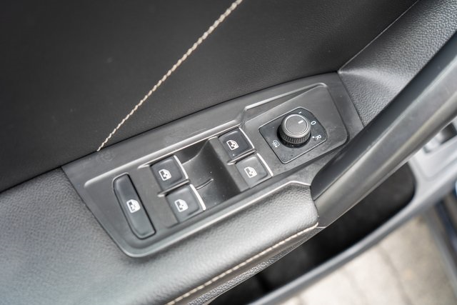2022 Volkswagen Tiguan SE photo 13