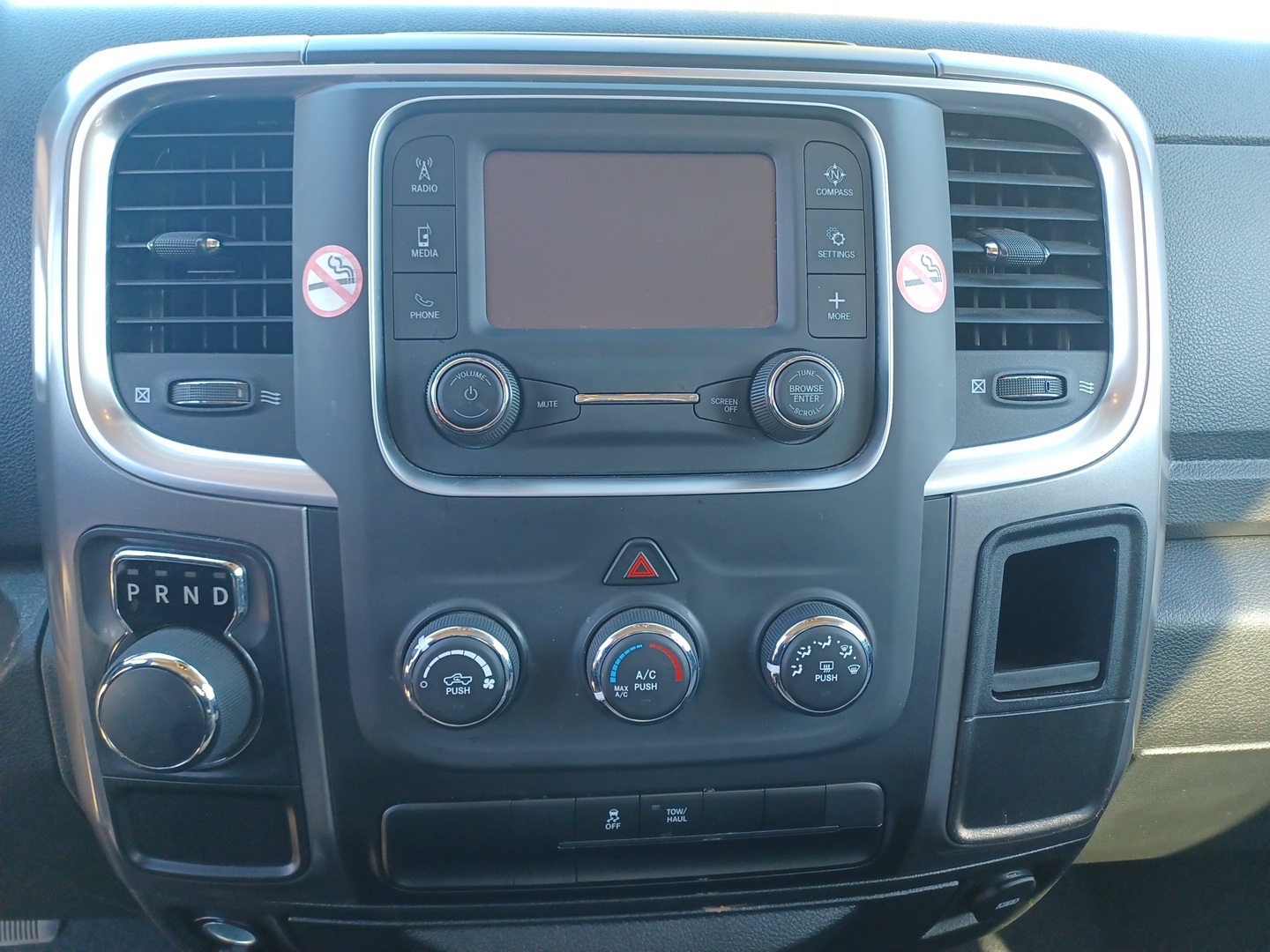 2024 Ram 1500 Classic SLT photo 9