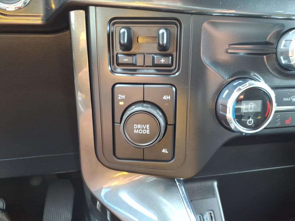 2021 Ford F-150 XLT photo 18