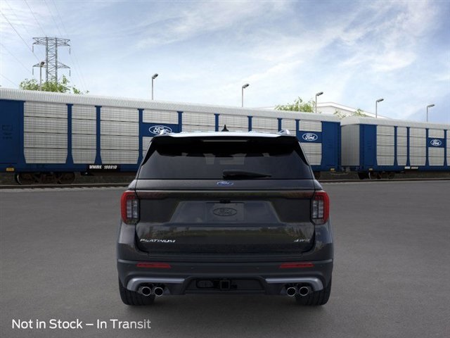 2025 Ford Explorer Platinum photo 3