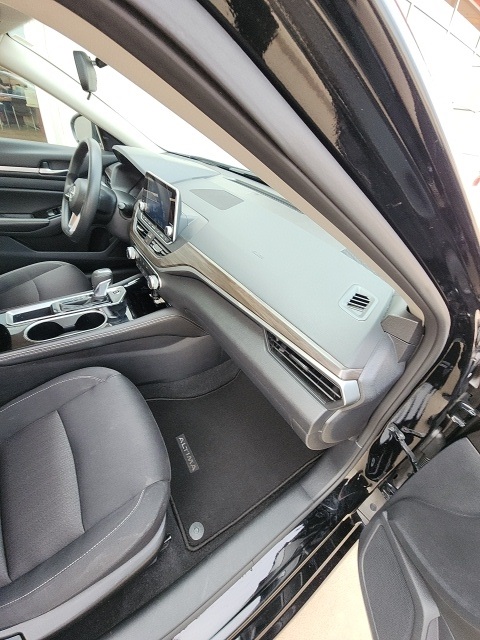 2023 Nissan Altima 2.5 SV photo 19