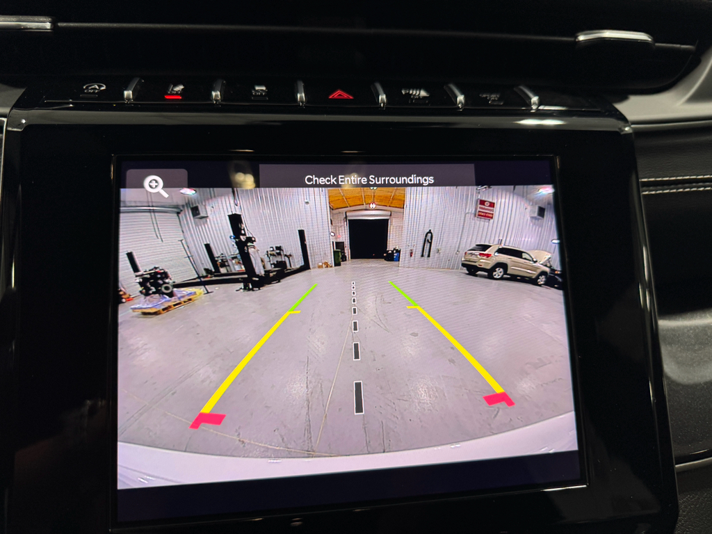 2023 Jeep Grand Cherokee Laredo Altitude photo 37