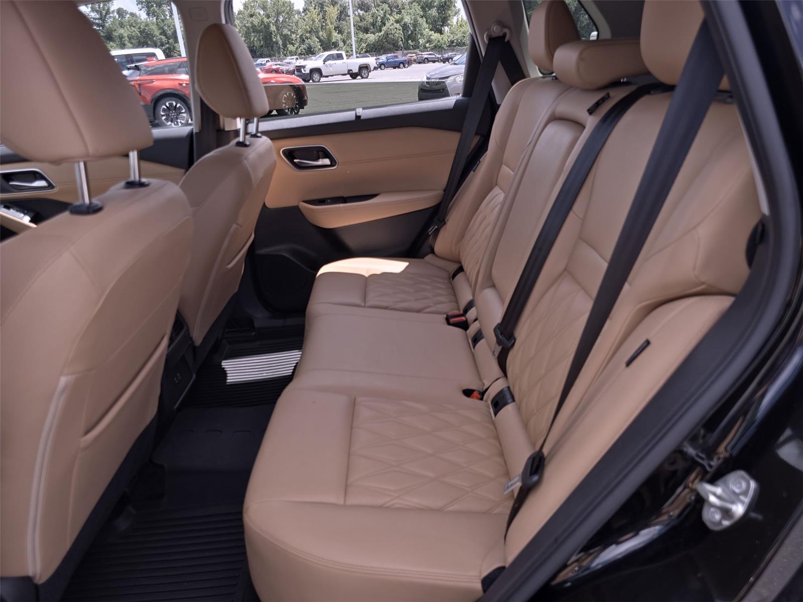 2023 Nissan Rogue Platinum photo 26