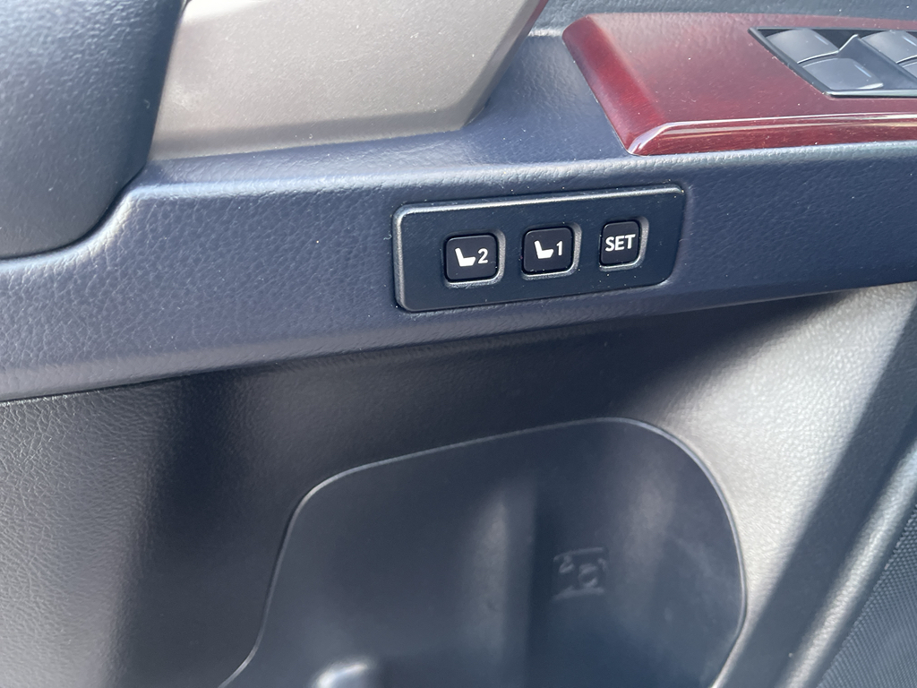 2019 Lexus GX 460 Luxury photo 18
