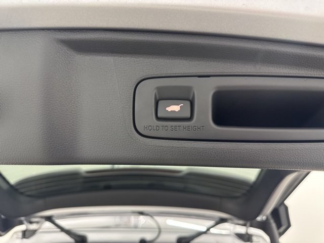2026 Honda CR-V Hybrid Sport-L photo 13