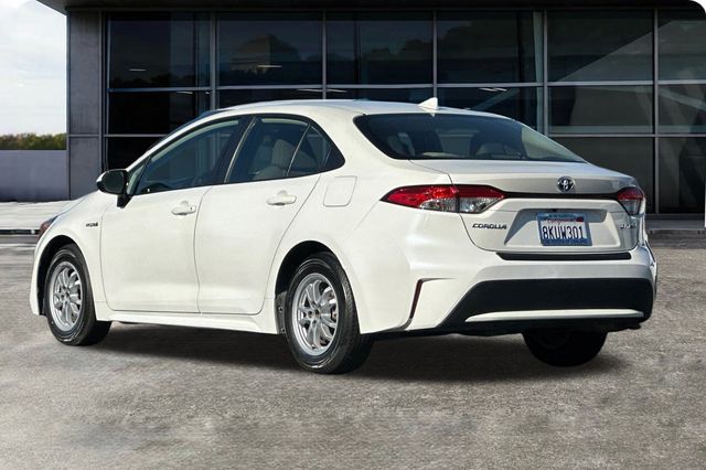 2020 Toyota Corolla Hybrid LE photo 3