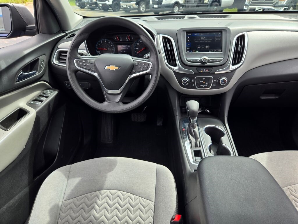 2022 Chevrolet Equinox LS photo 12