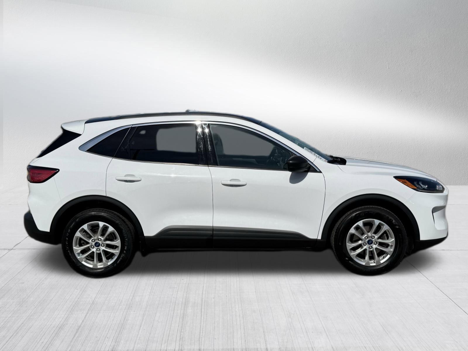 2022 Ford Escape SE photo 7