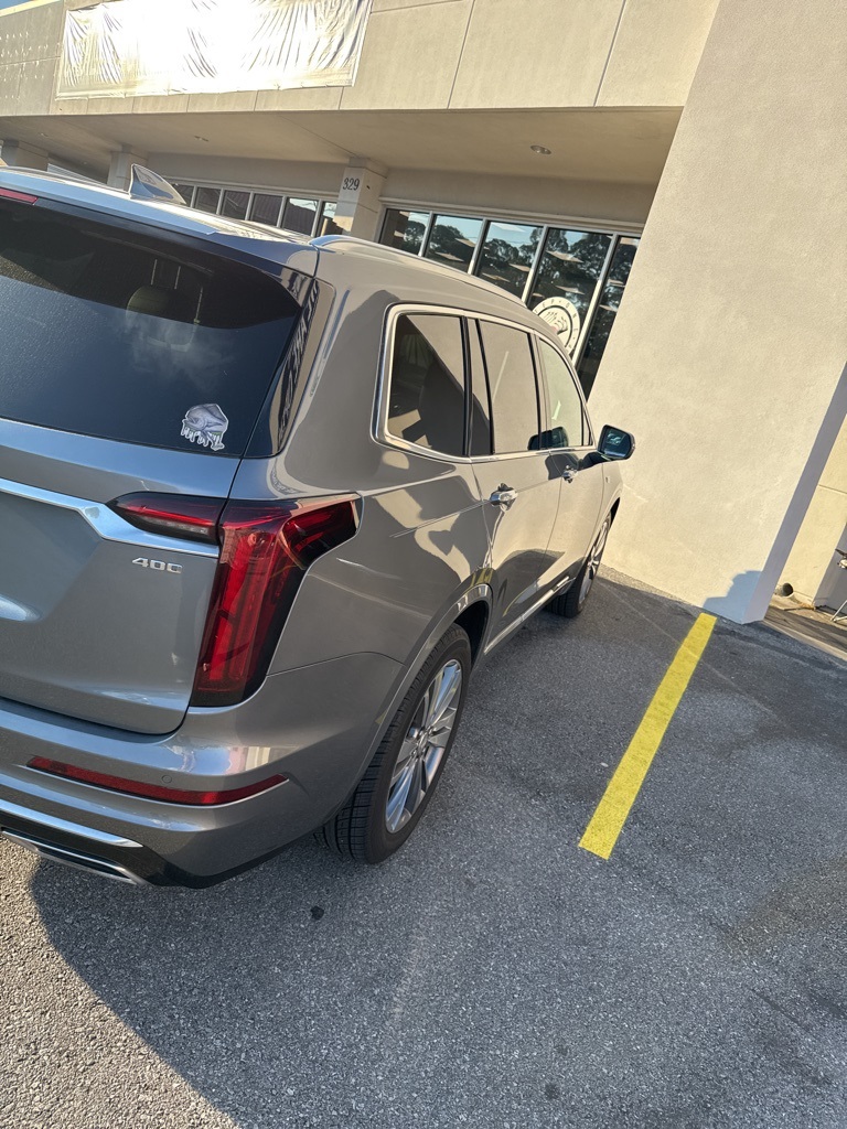 2020 Cadillac XT6 Premium Luxury photo 3