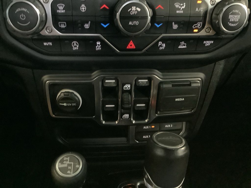2020 Jeep Gladiator Overland photo 19