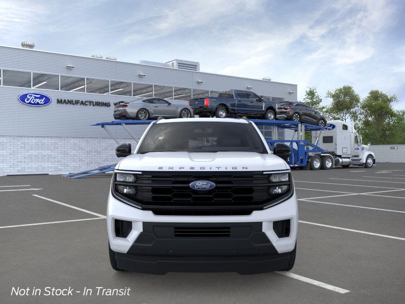 2025 Ford Expedition photo 4