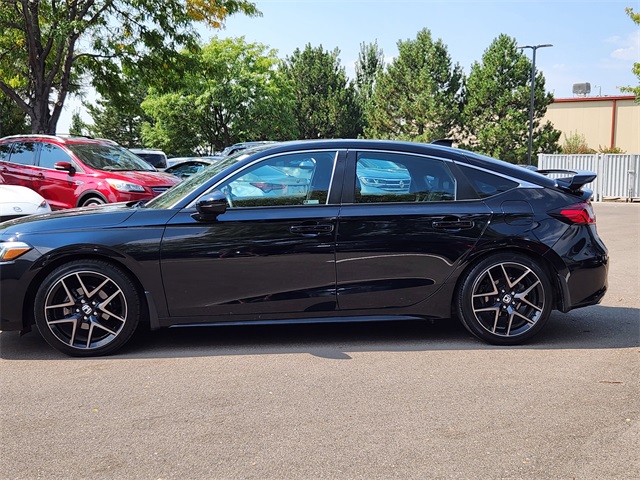 2022 Honda Civic Sport Touring photo 2
