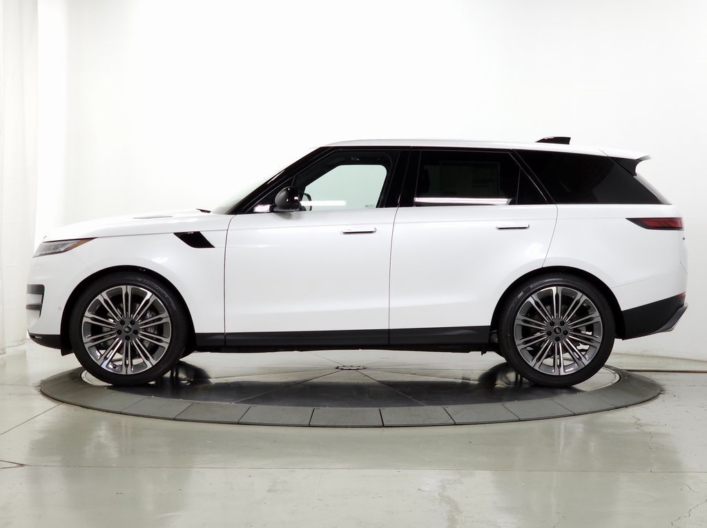 2025 Land Rover Range Rover Sport SE photo 2