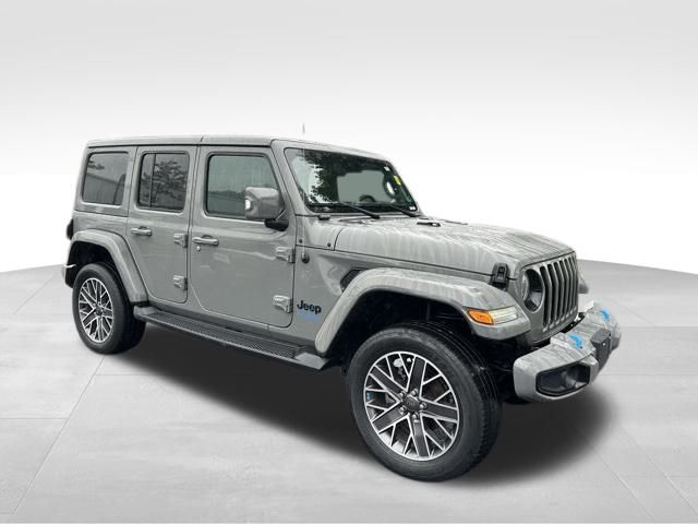 2022 Jeep Wrangler Unlimited Sahara High Altitude 4xe photo 8