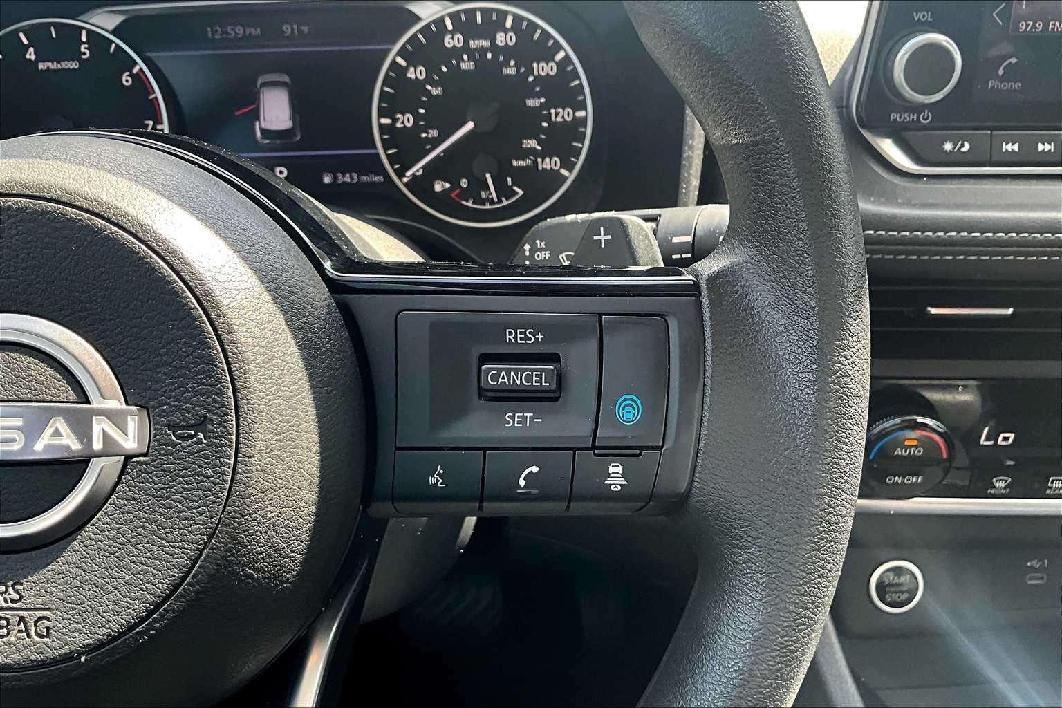 2023 Nissan Rogue SV photo 22
