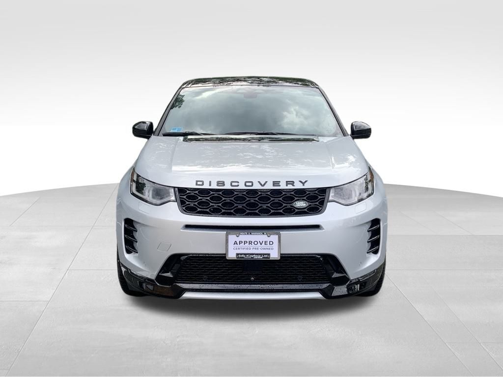 2025 Land Rover Discovery Sport SE photo 2