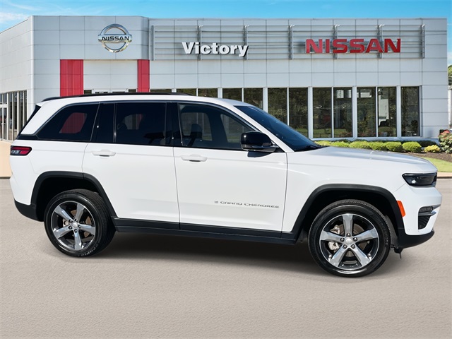 2024 Jeep Grand Cherokee Limited photo 2