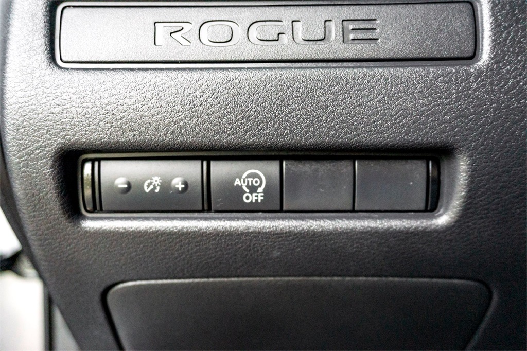 2023 Nissan Rogue S photo 15