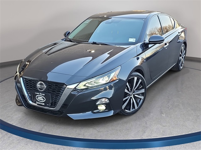 2019 Nissan Altima Platinum's photo