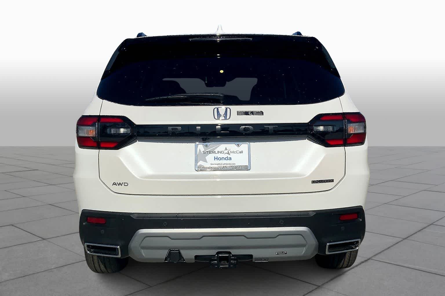 2025 Honda Pilot Touring photo 4