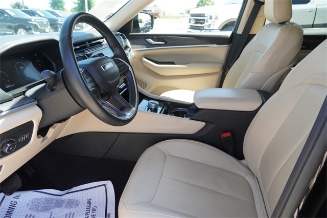 2022 Jeep Grand Cherokee Limited photo 14