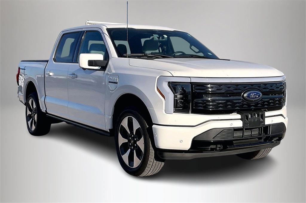 2023 Ford F-150 Lightning Platinum