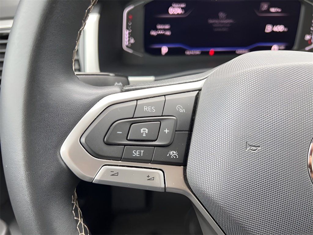 2022 Volkswagen Atlas SEL photo 28
