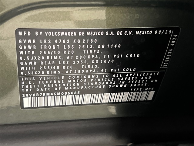 2025 Volkswagen Tiguan SE R-Line Black photo 20