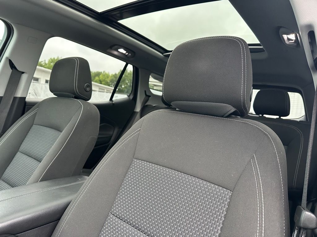 2022 Gmc Terrain SLE photo 21