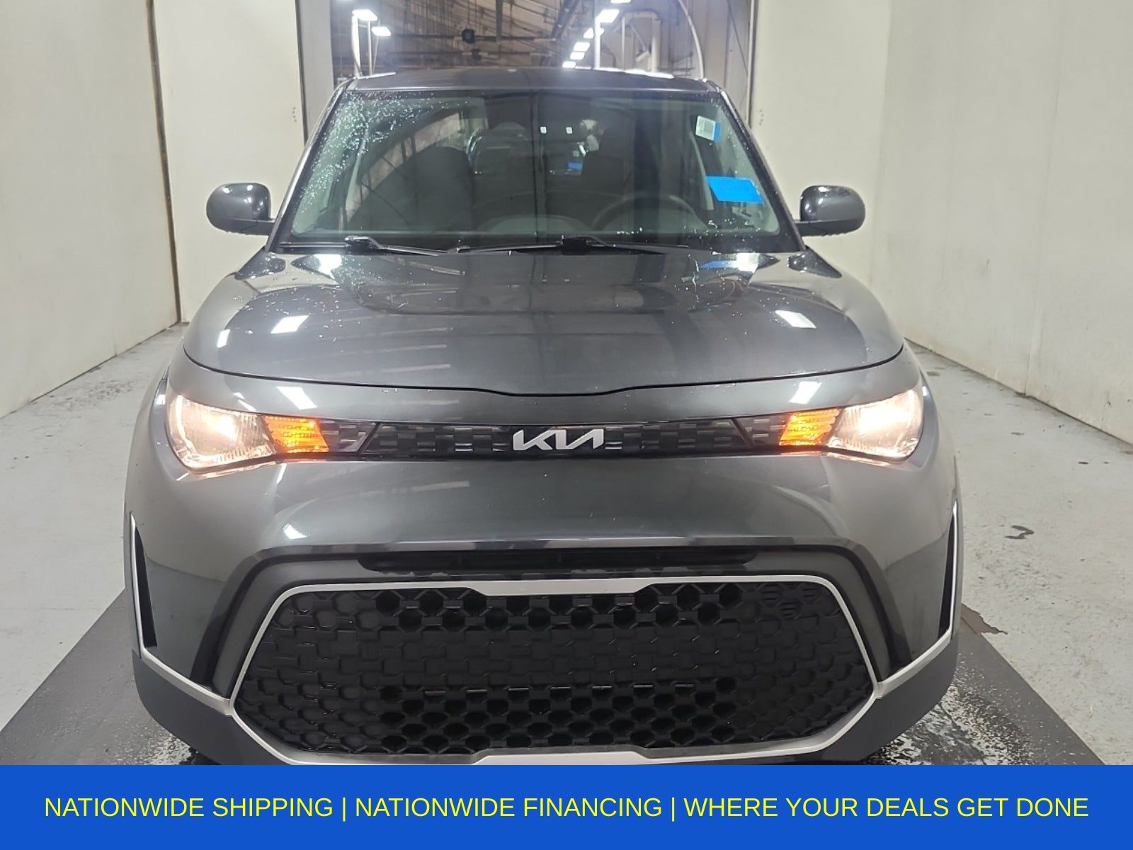 2023 Kia Soul LX's photo