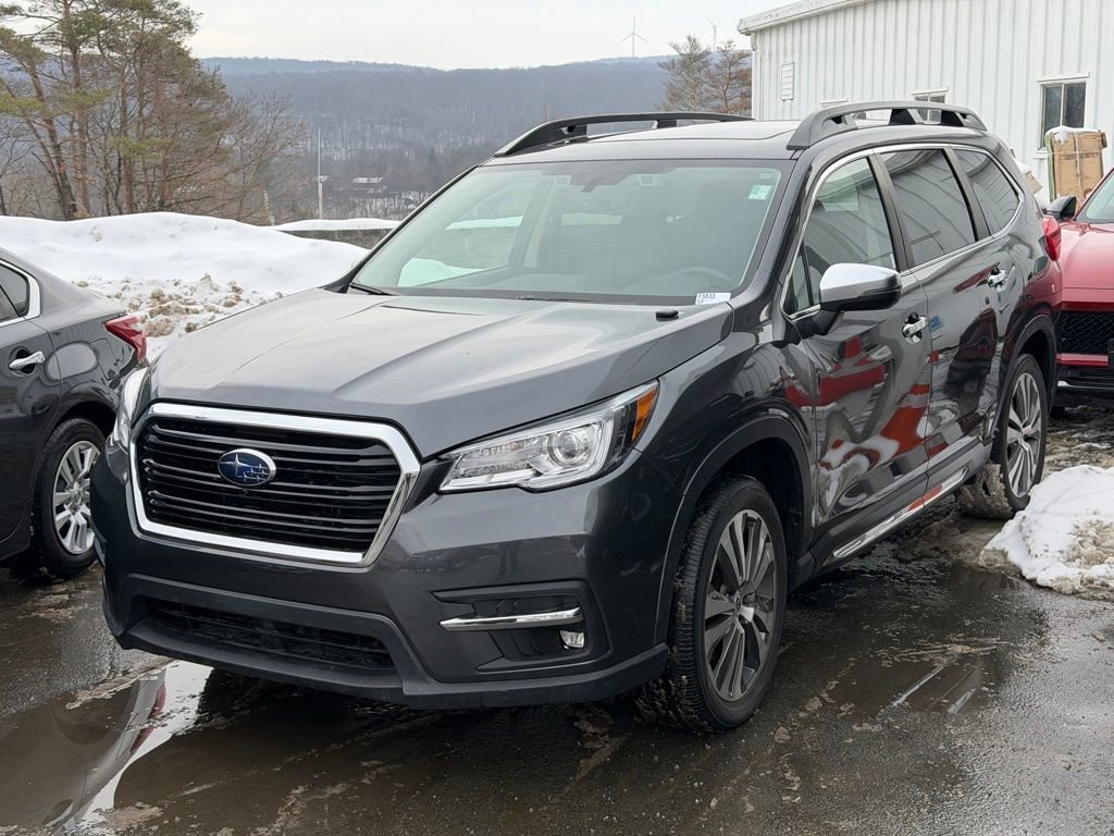 2022 Subaru Ascent Touring's photo
