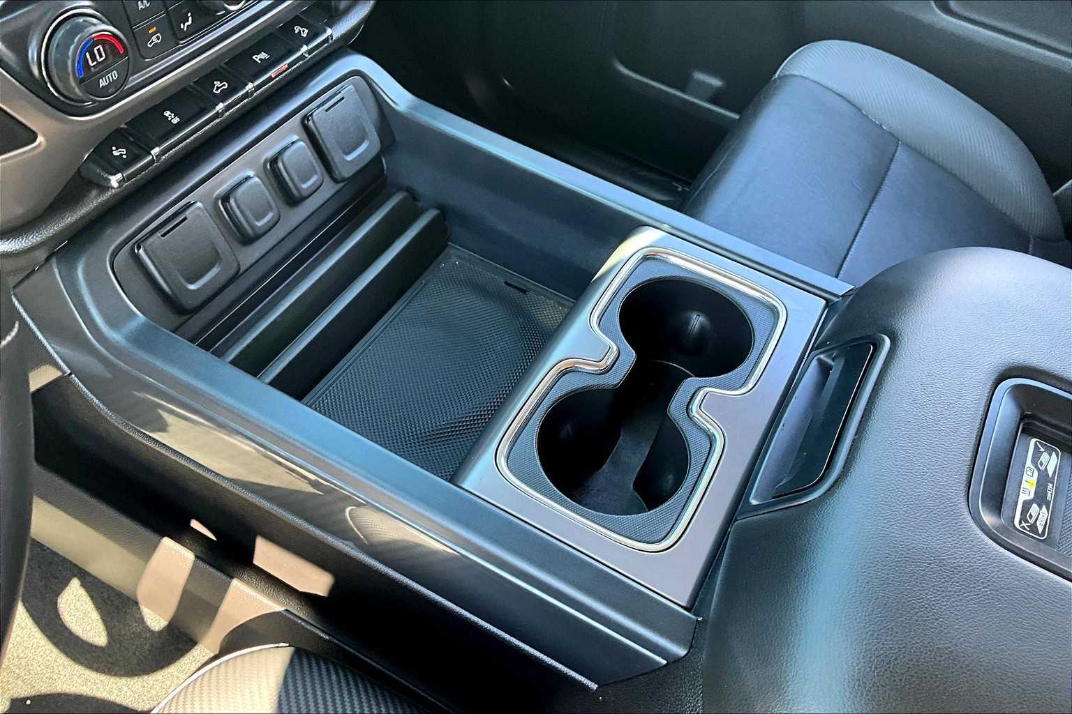 2017 Gmc Sierra 1500 SLT photo 16