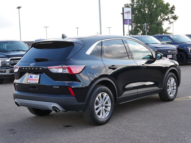2022 Ford Escape SE photo 16