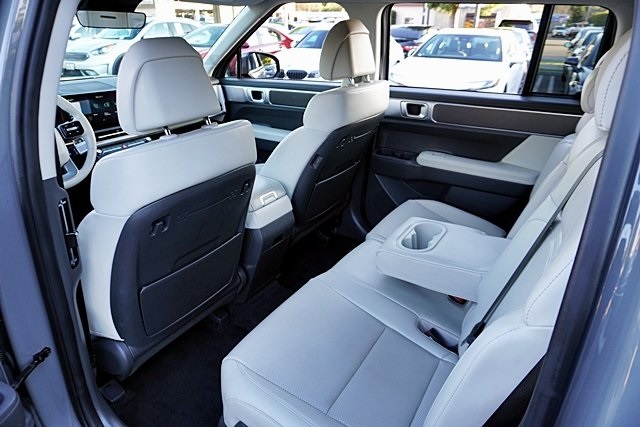 Used 2024 Gray Hyundai SEL image 16