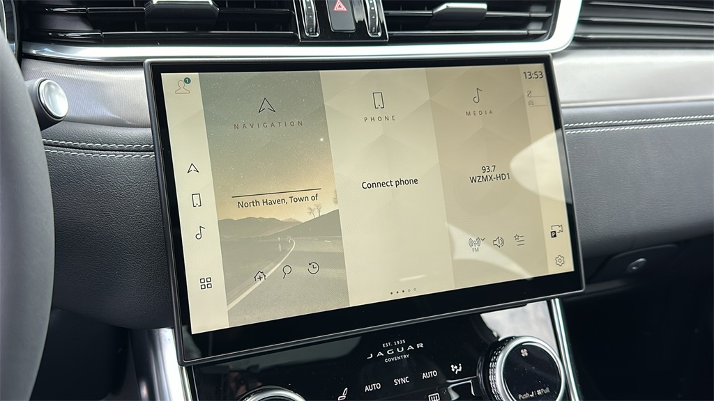 2024 Jaguar XF P300 R-Dynamic SE photo 17