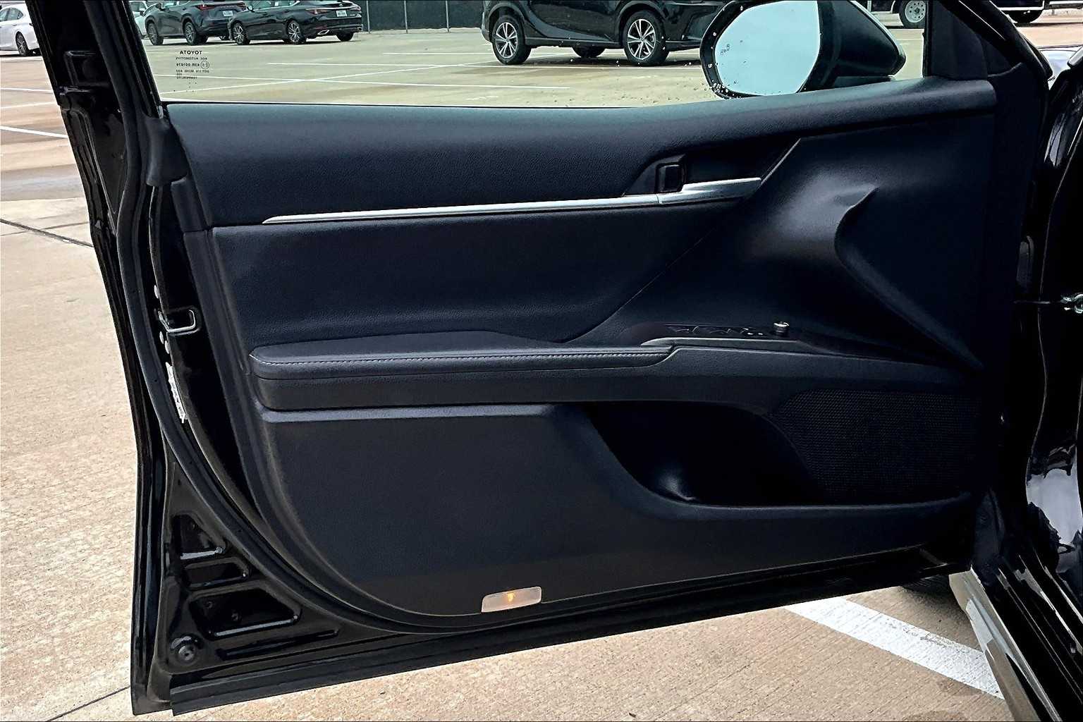 2023 Toyota Camry XSE photo 40