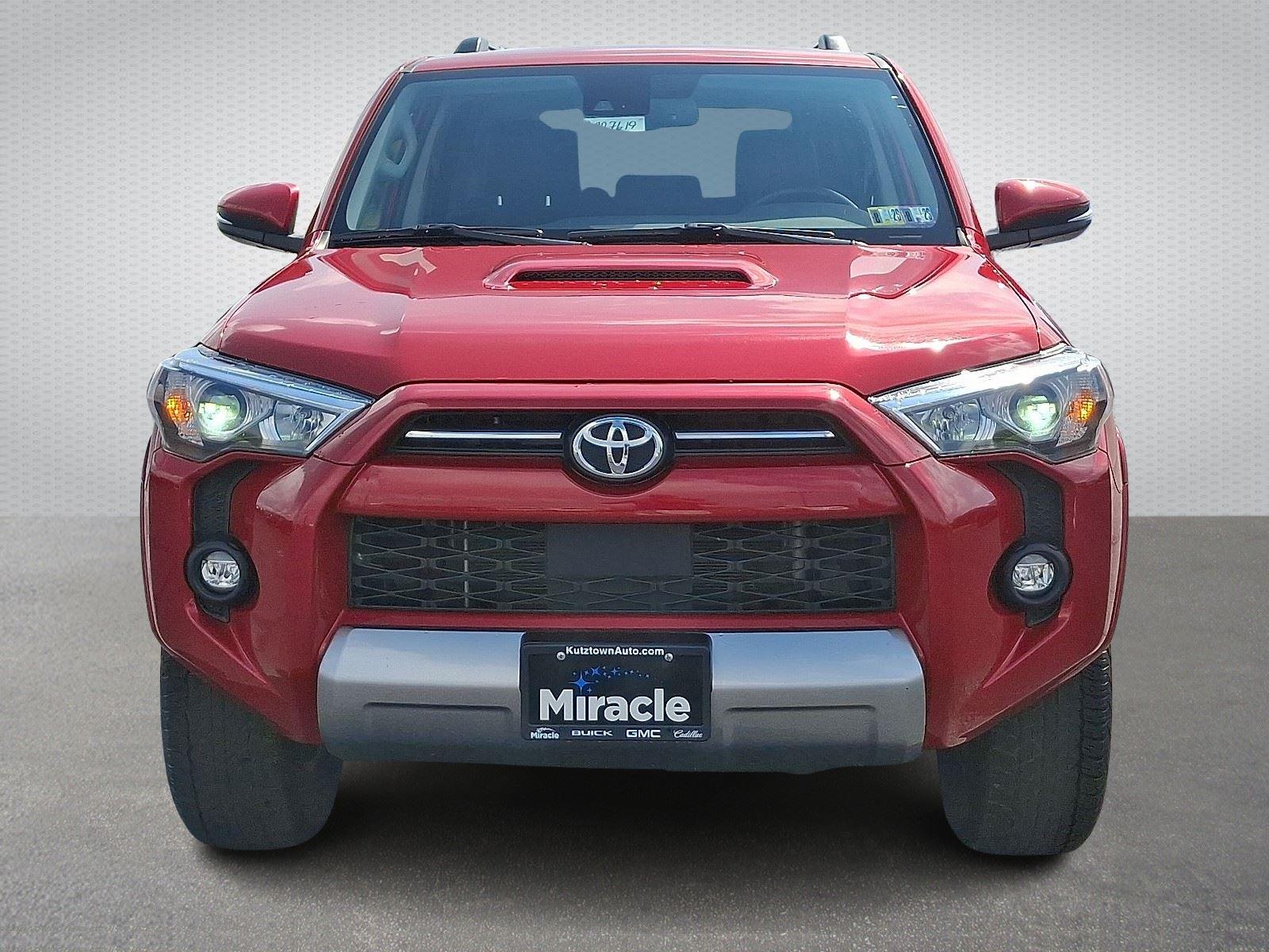 2024 Toyota 4Runner TRD Premium photo 2